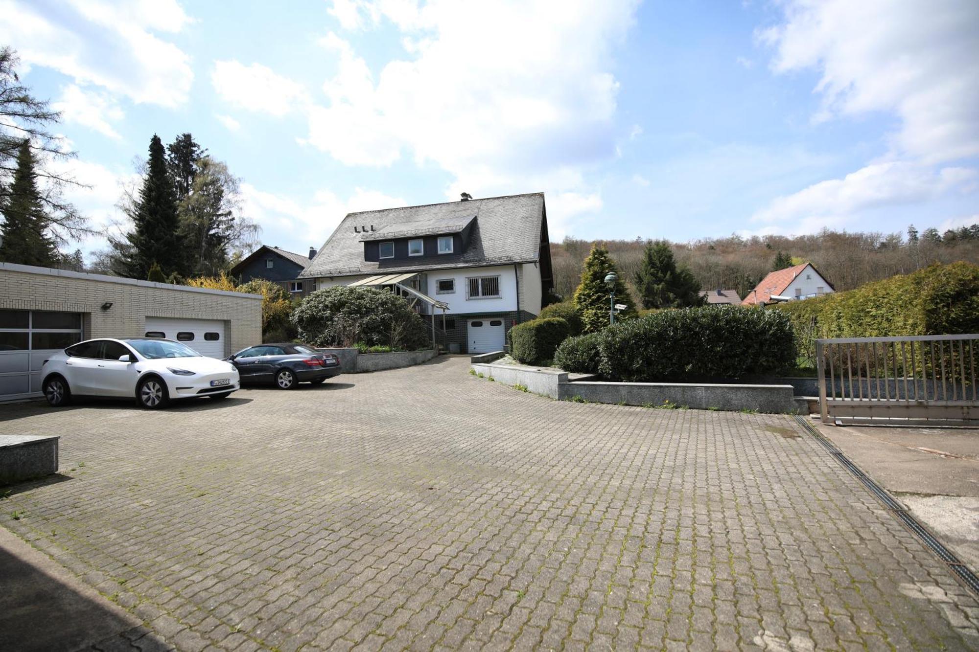 Moderne, Herzliche Und Grosse Ferienwohnung Mitten Im Naturpark Grebenhain エクステリア 写真